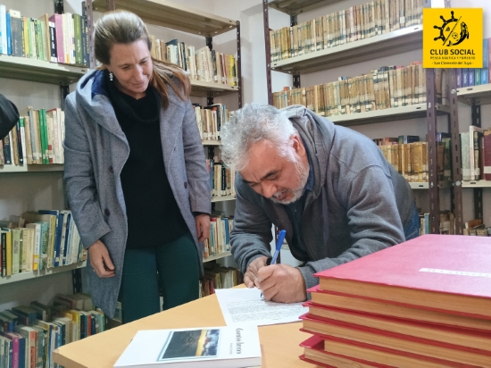 Firma de convenio para la vuelta de la Biblioteca Juan Salvador Gaviota (02-07-25)