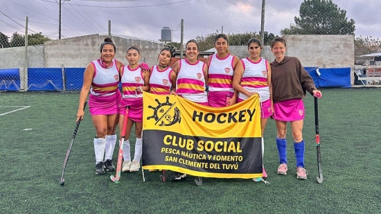 Magnolias del Club de Pesca disputó un amistoso de hockey en Mar del Tuyú