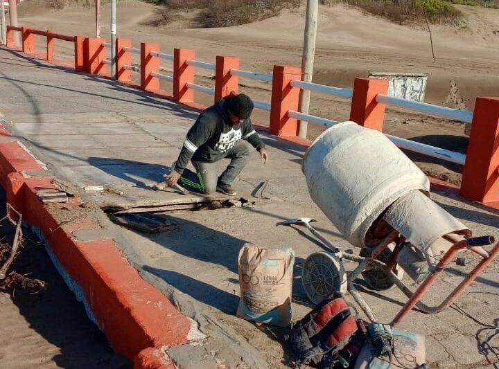 El Club continúa con los trabajos de mantenimiento y reparación del Muelle de Pesca
