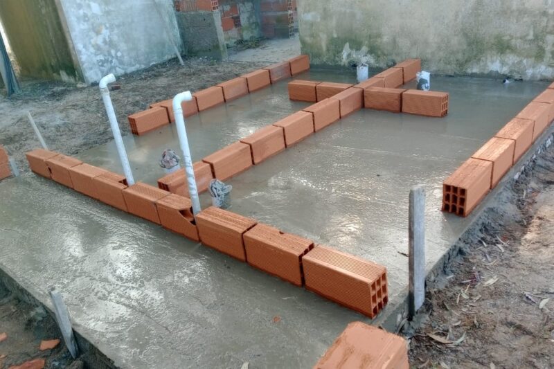 Comenzaron las obras para construir los sanitarios del Sector de Acampe de Tapera de López