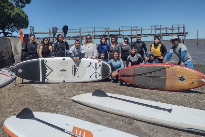 Aula de Mar inició sus clases de SUP en la Tapera de López